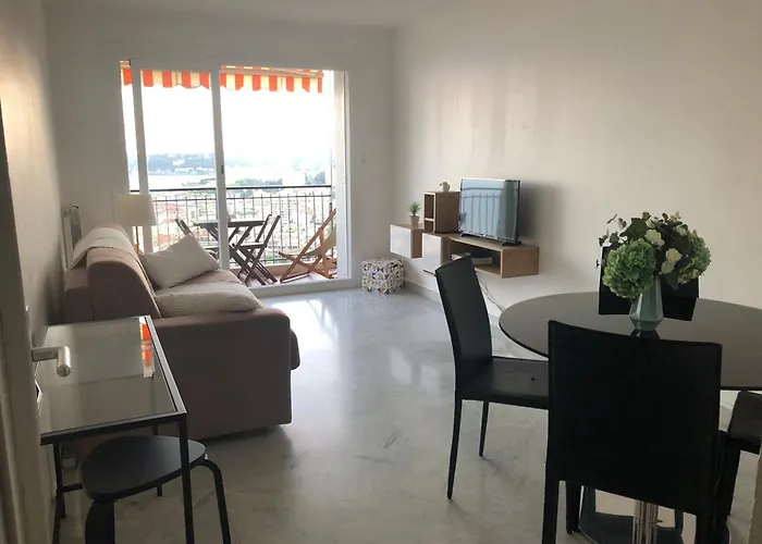 Menton Appartement Vue Mer 2 Pieces