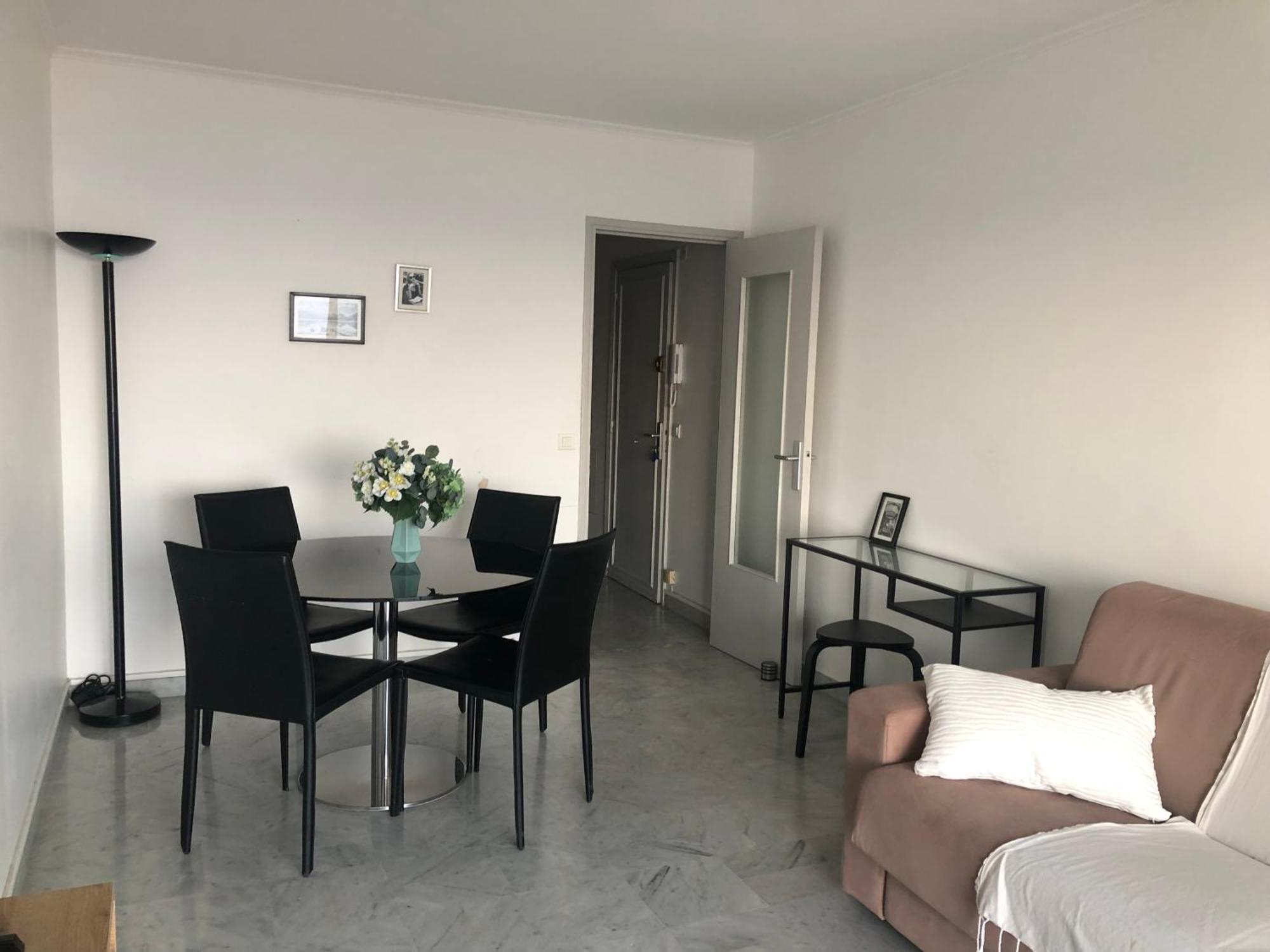 Vue 2 Pieces Apartment Menton